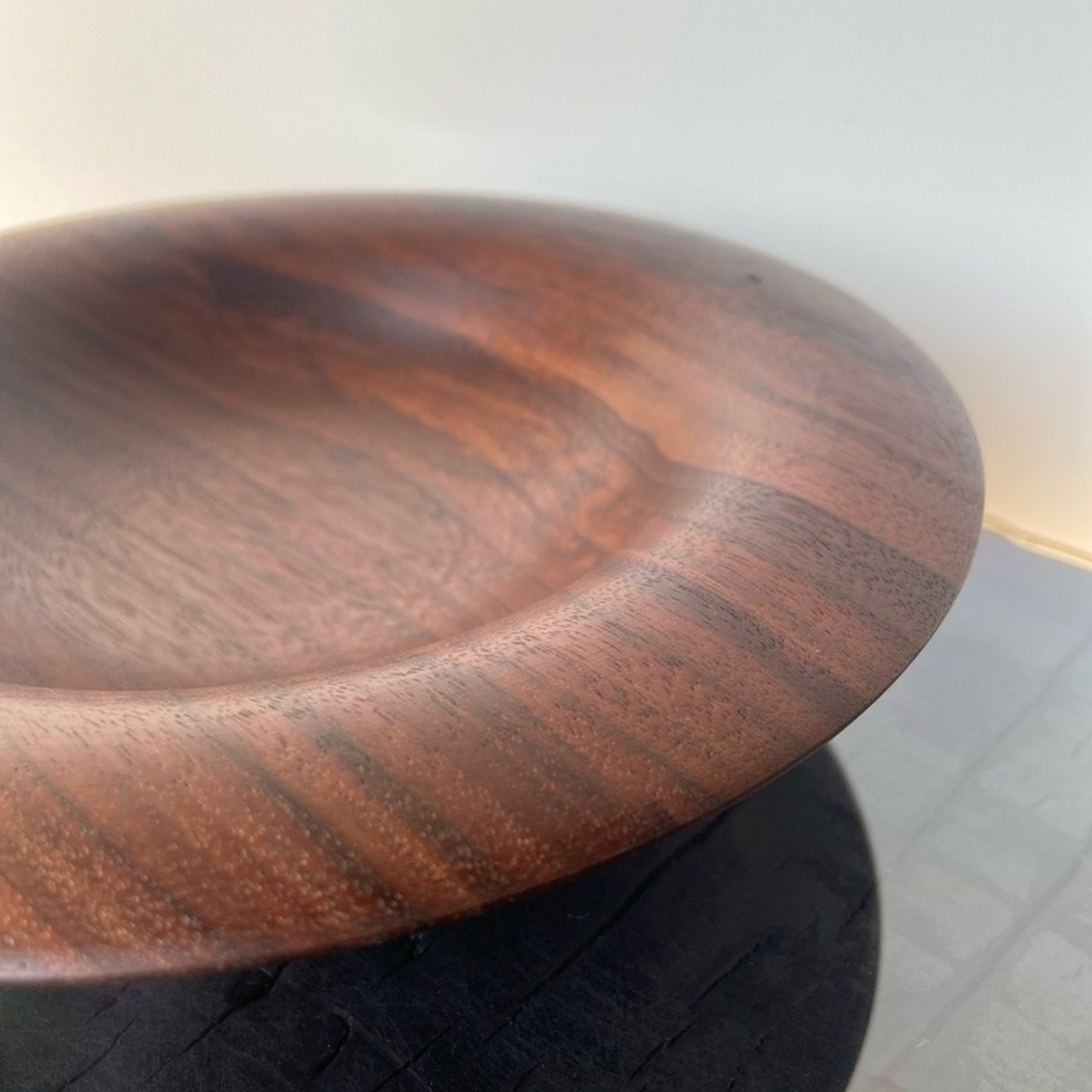 Посуда из дерева, чаша из дерева, блюдо из дерева. Арт-объекты для стен. Авторские картины, панно, часы и портреты по фото