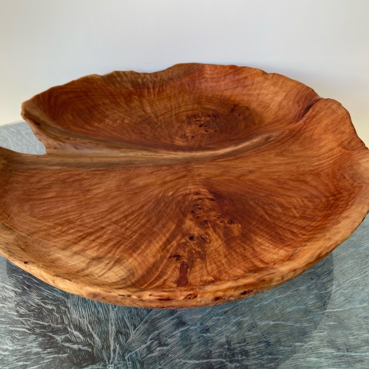 Чаша из дерева «Лисичка». Арт-объекты для стен. Авторские картины, панно, часы и портреты по фото