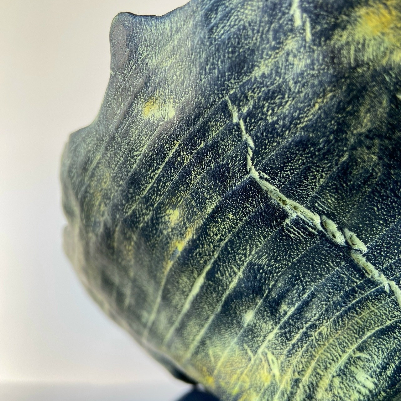 Wooden bowl “Forest shell”. Art objects for walls. Author’s paintings, panels, clocks and portraits by photo