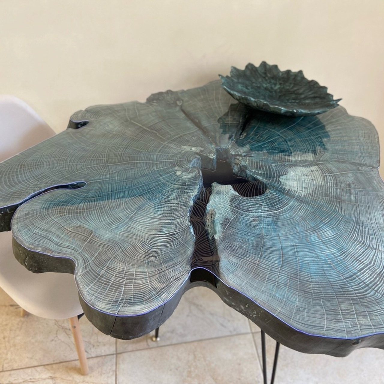 Table made of wood «Sea depth». Art objects for walls. Author’s paintings, panels, clocks and portraits by photo