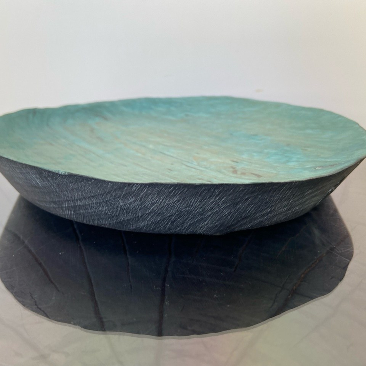 Тарелка из дерева «небесная синева». Арт-объекты для стен. Авторские картины, панно, часы и портреты по фото