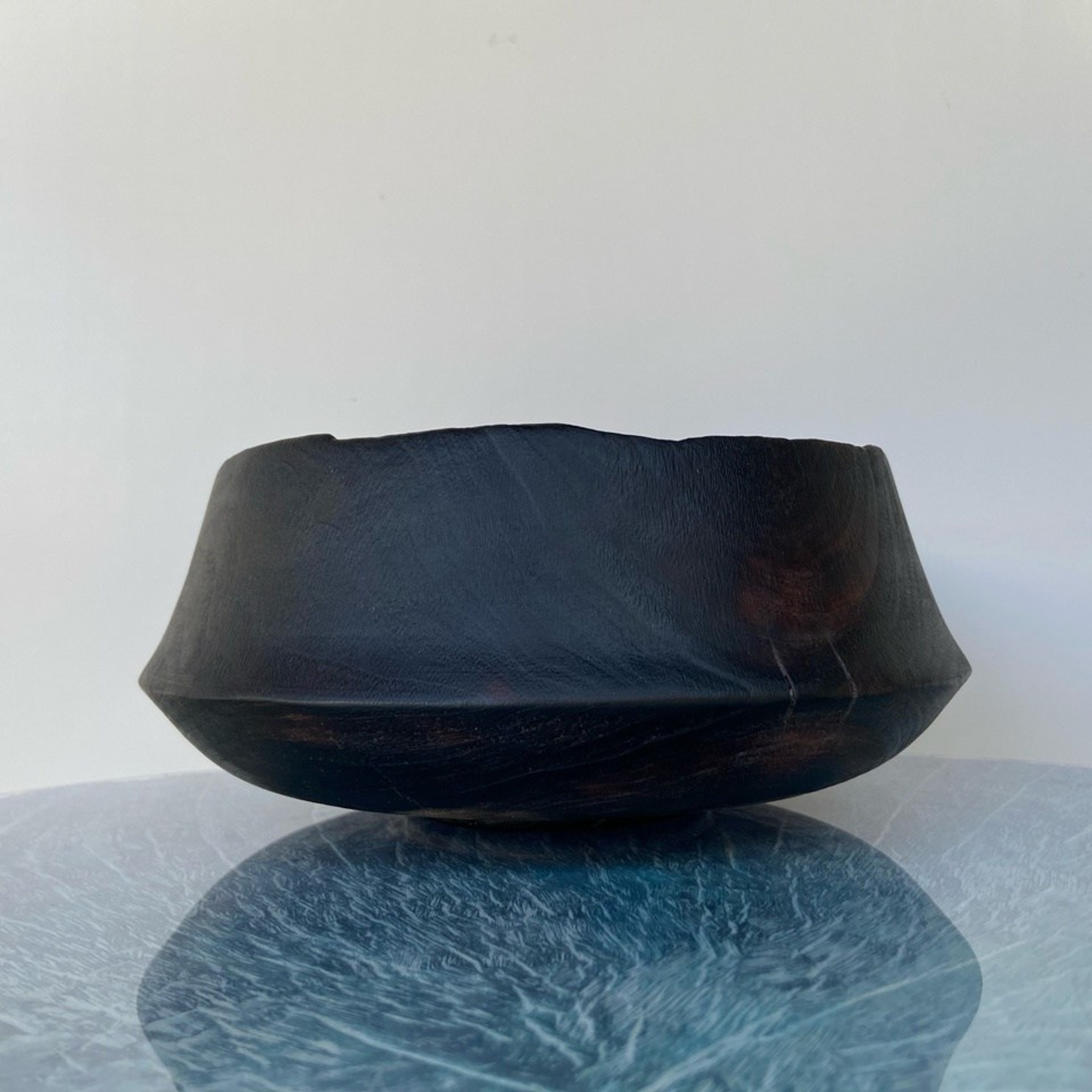 Чаша из дерева «тёмная ночь». Арт-объекты для стен. Авторские картины, панно, часы и портреты по фото