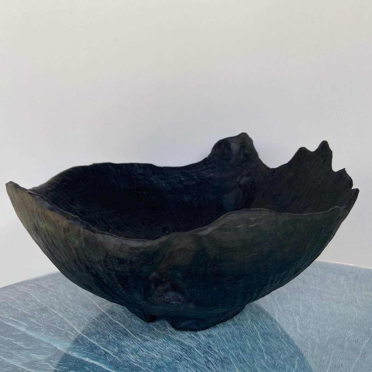 Чаша из дерева «тюльпан». Арт-объекты для стен. Авторские картины, панно, часы и портреты по фото