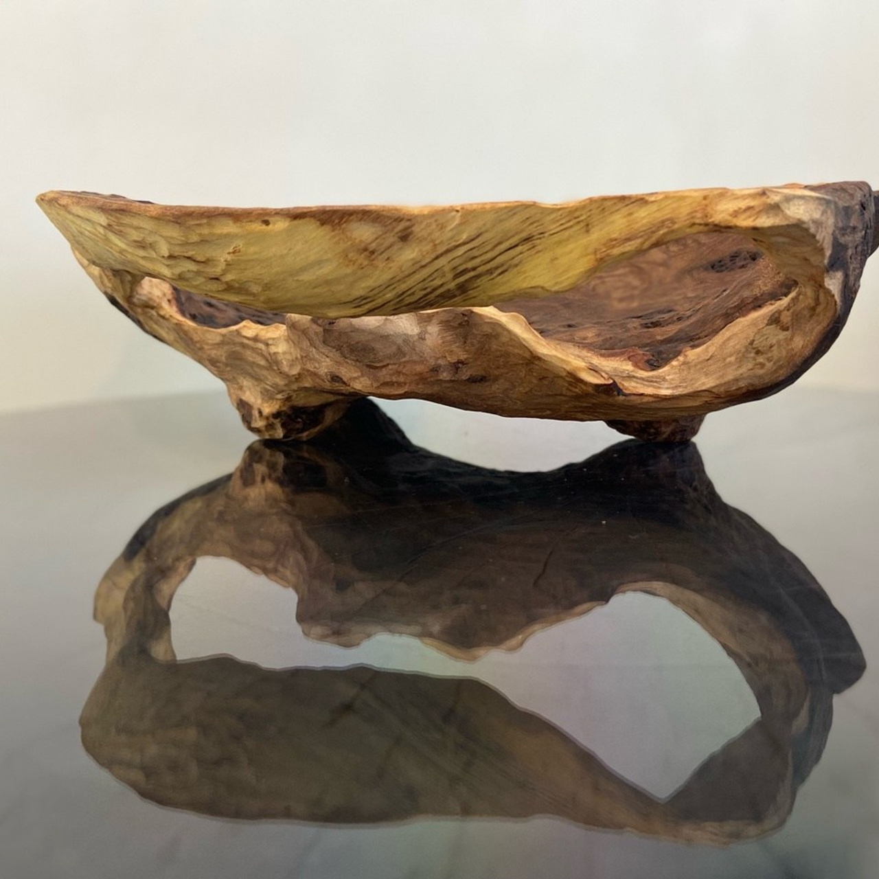 Чаша из дерева «северный ветер». Арт-объекты для стен. Авторские картины, панно, часы и портреты по фото