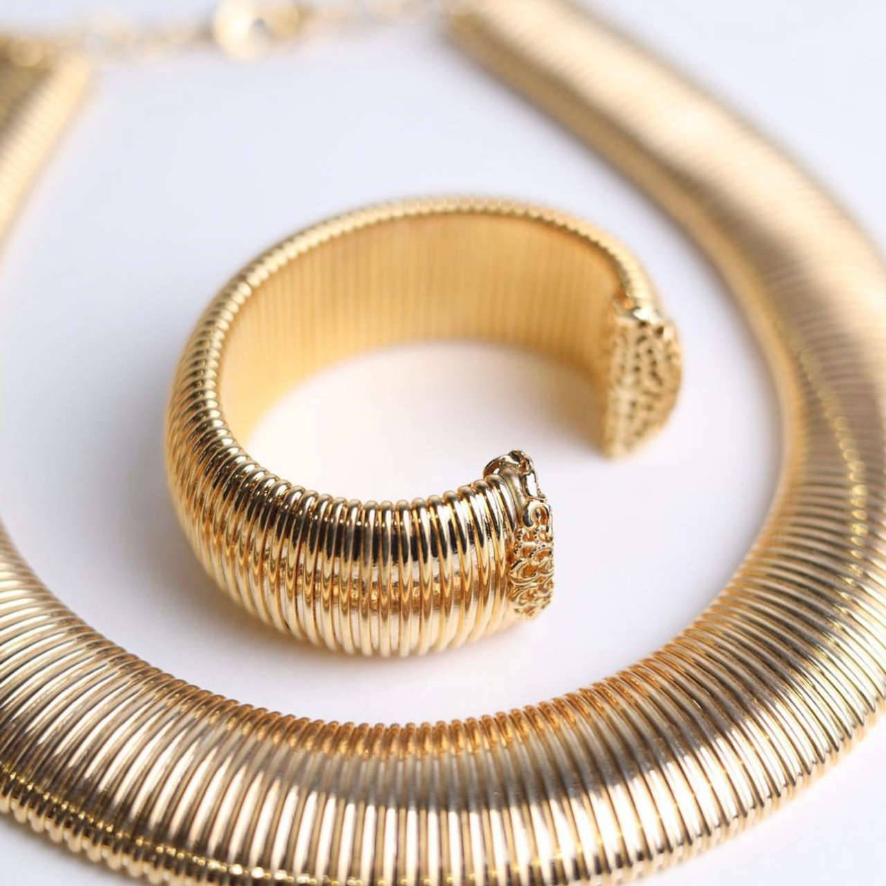 Украшения. Предметка. Фотограф Мария Сваридзе