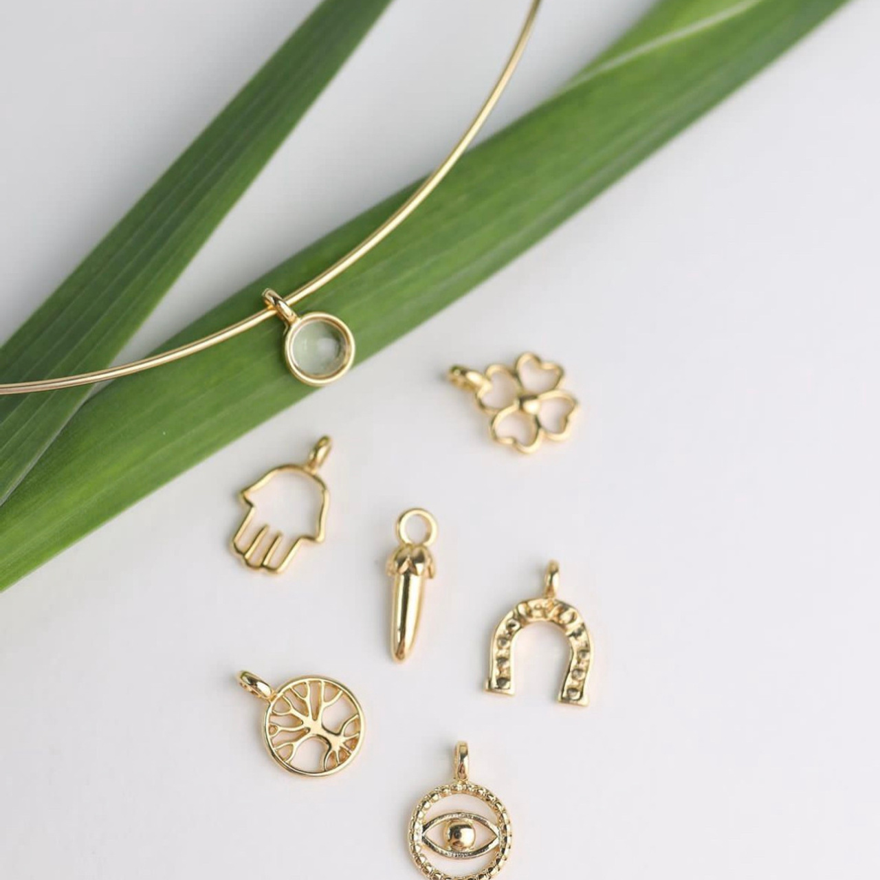 Украшения. Предметка. Фотограф Мария Сваридзе