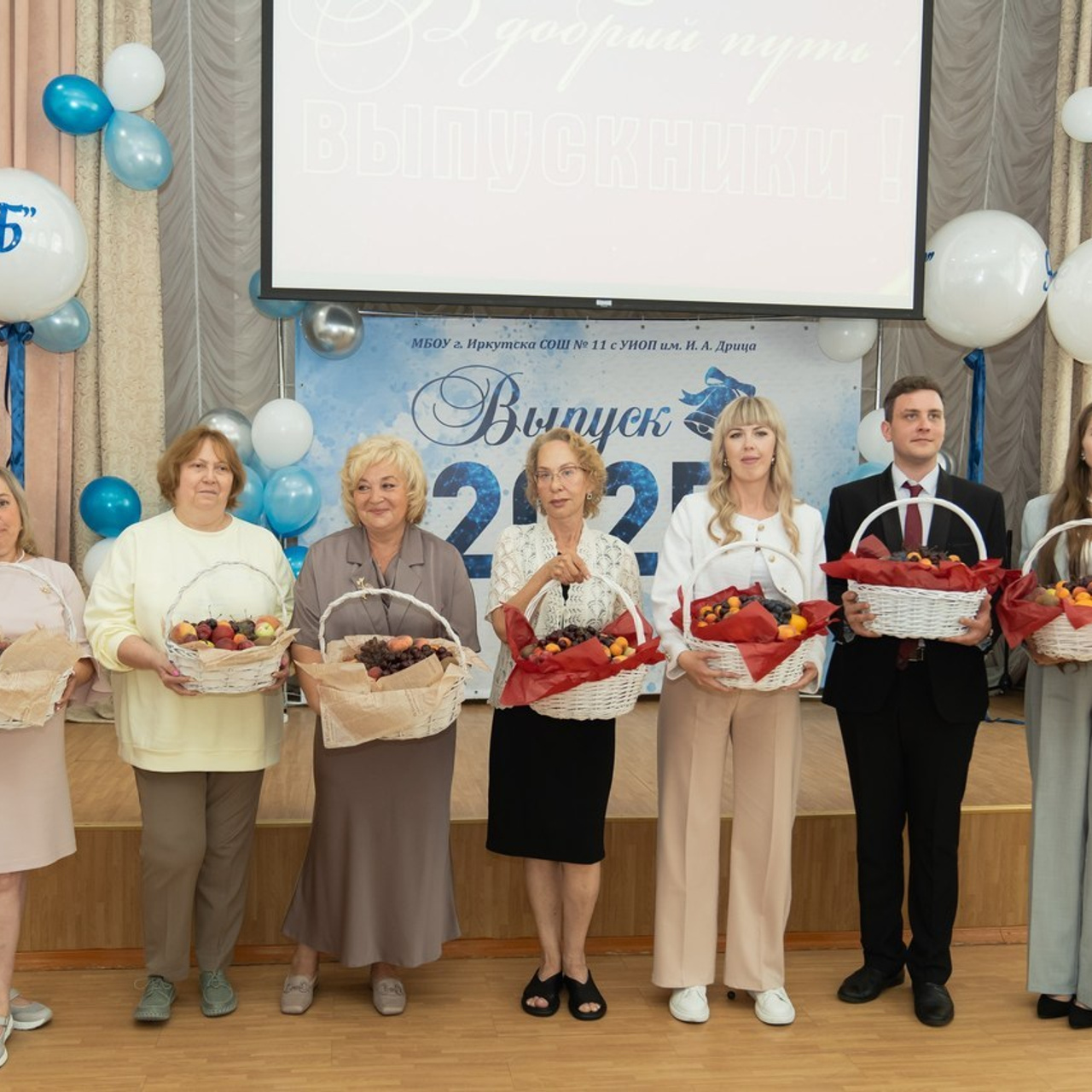 ОТЗЫВЫ. Занимаюсь профессиональной фотографией и живу рядом с Байкалом. Работаю в разных жанрах