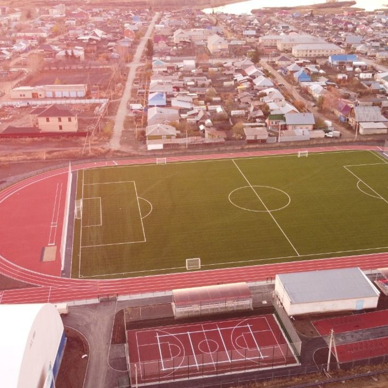 СТАДИОН ЮНОСТЬ С. УЙСКОЕ. Recro