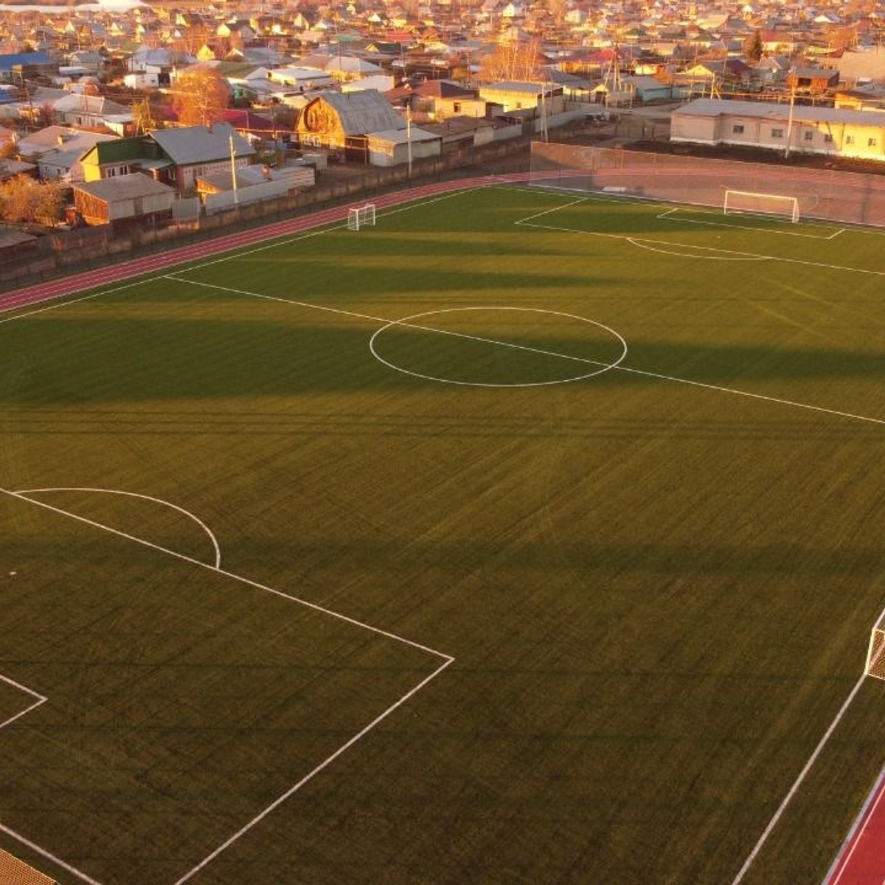 СТАДИОН ЮНОСТЬ С. УЙСКОЕ. Recro