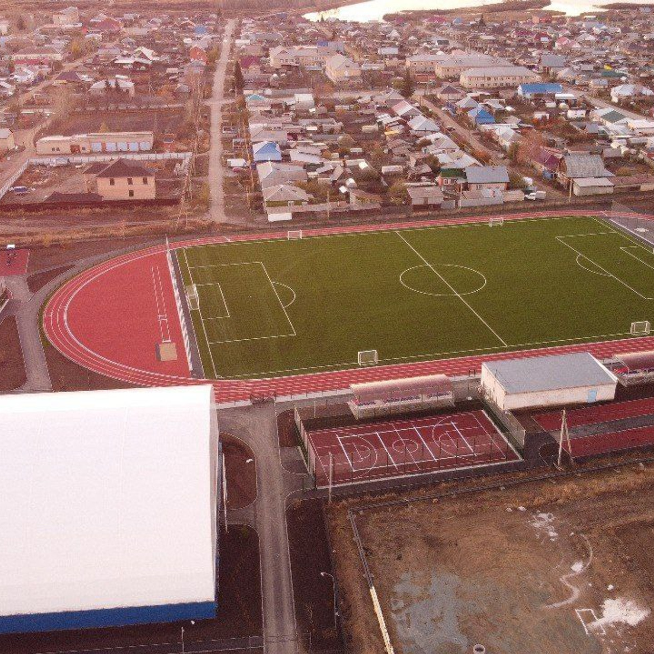 СТАДИОН ЮНОСТЬ С. УЙСКОЕ. Recro