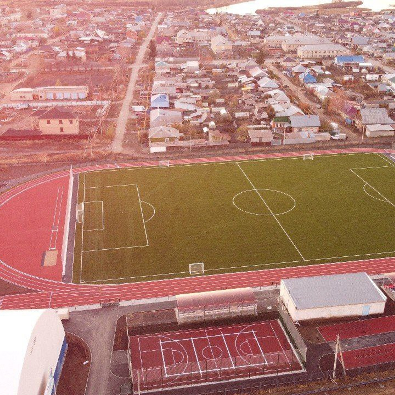 СТАДИОН ЮНОСТЬ С. УЙСКОЕ. Recro