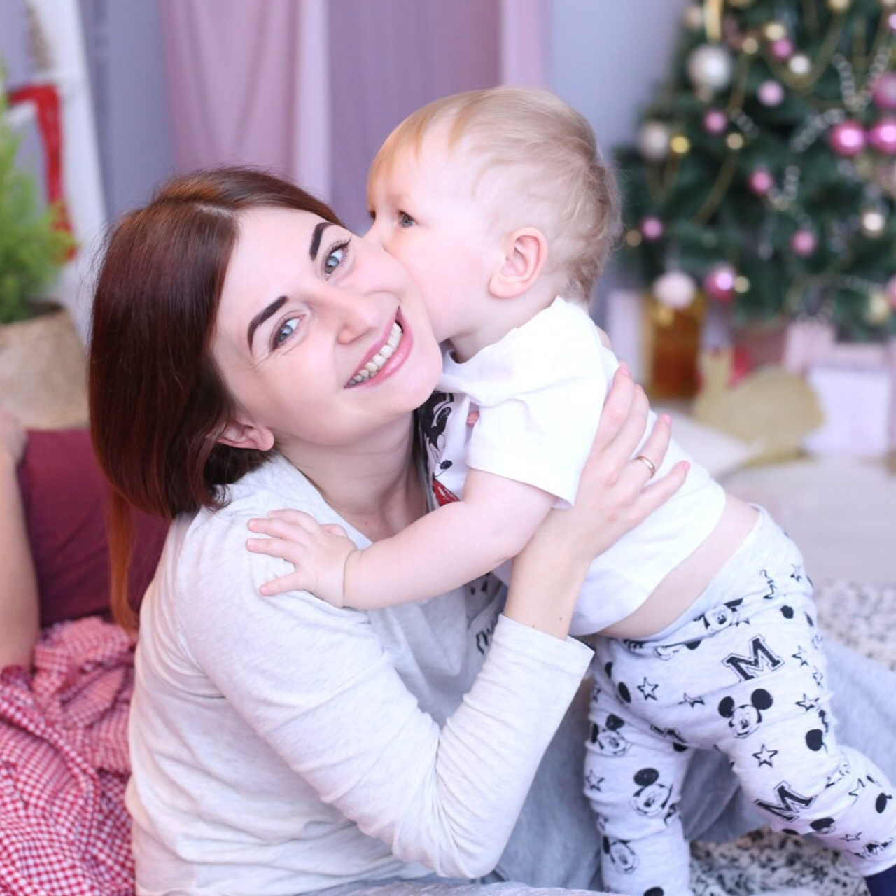 REWIEWS. Fotograf u Crnoj Gori-porodično fotografisanje sa djecom, lovestory, nekretnine