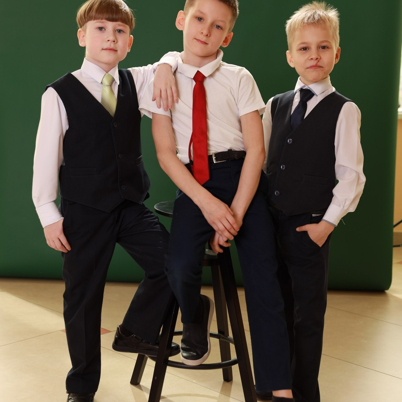 Отзывы о компании Фотобук. Выпускные альбомы в Тюмени для школ, садов, вузов спортивных секций