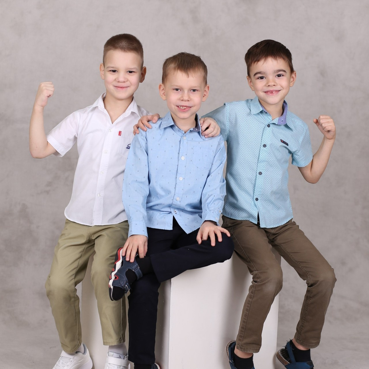 Отзывы о компании Фотобук. Выпускные альбомы в Тюмени для школ, садов, вузов спортивных секций