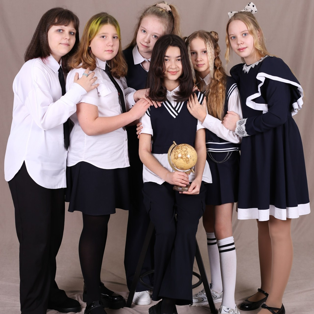 Отзывы о компании Фотобук. Выпускные альбомы в Тюмени для школ, садов, вузов спортивных секций