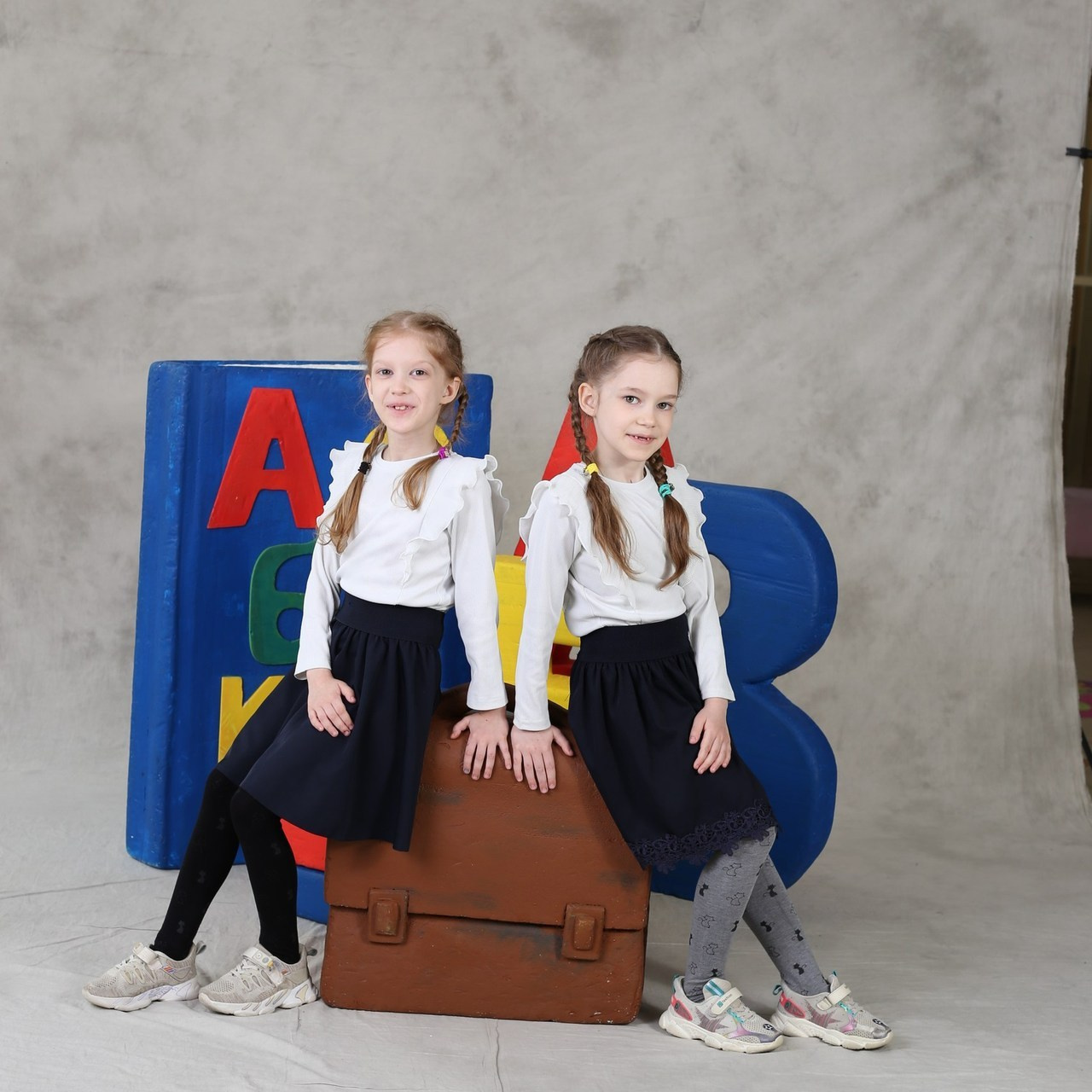 Отзывы о компании Фотобук. Выпускные альбомы в Тюмени для школ, садов, вузов спортивных секций