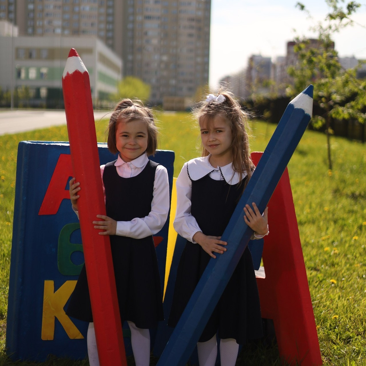 Отзывы о компании Фотобук. Выпускные альбомы в Тюмени для школ, садов, вузов спортивных секций