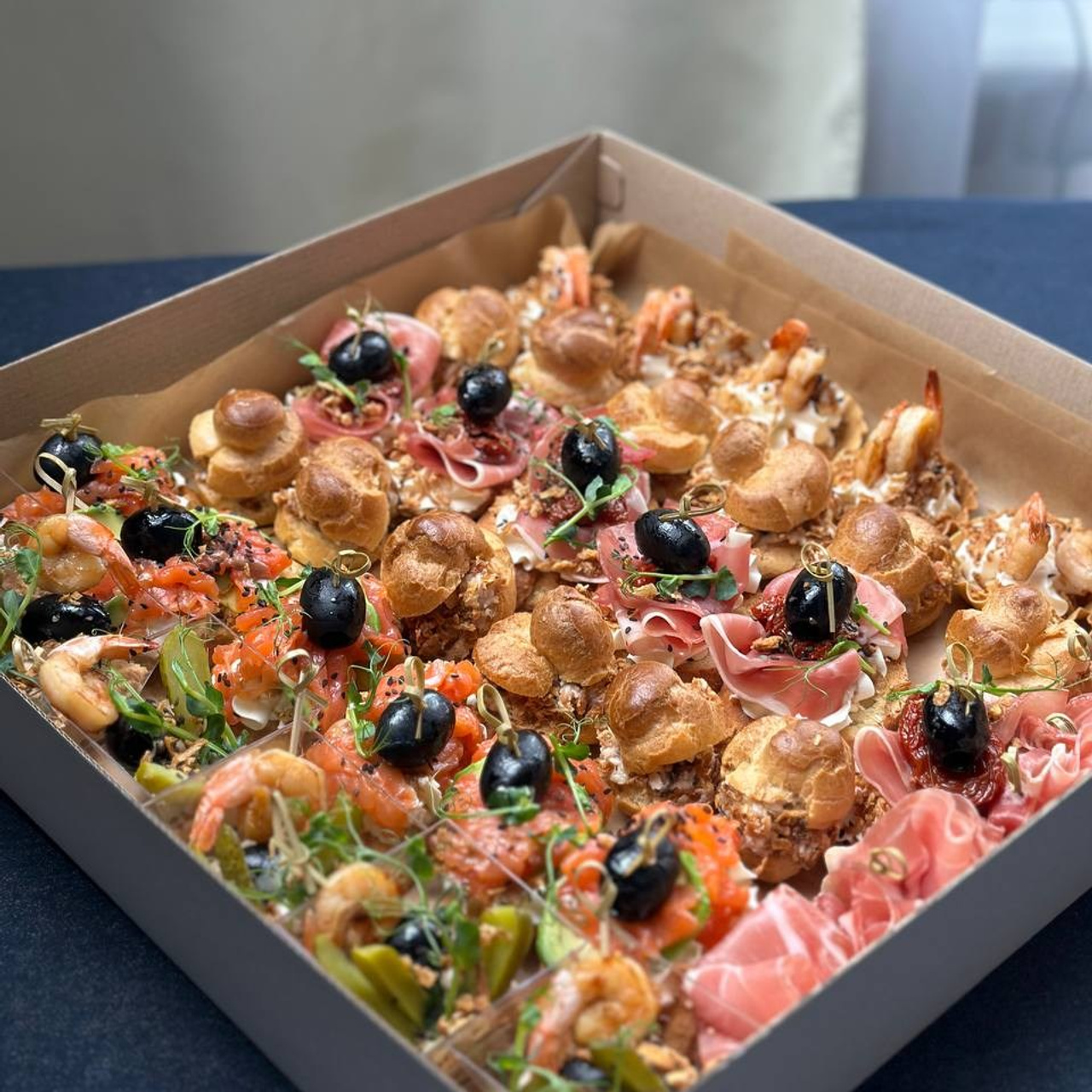 Ваши заказы. Выездной кейтеринг, съедобные букеты, торты и сладости на заказ