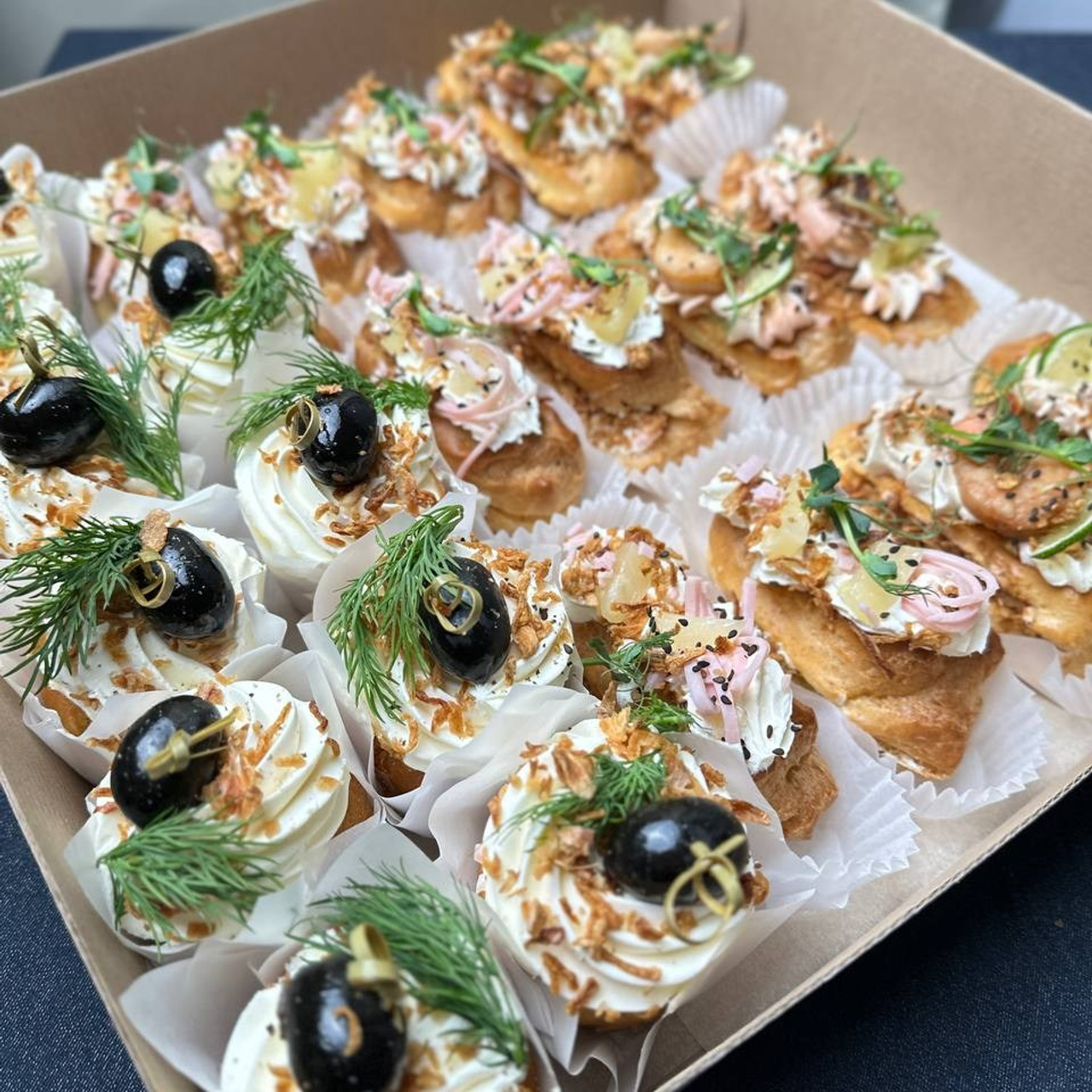 Ваши заказы. Выездной кейтеринг, съедобные букеты, торты и сладости на заказ