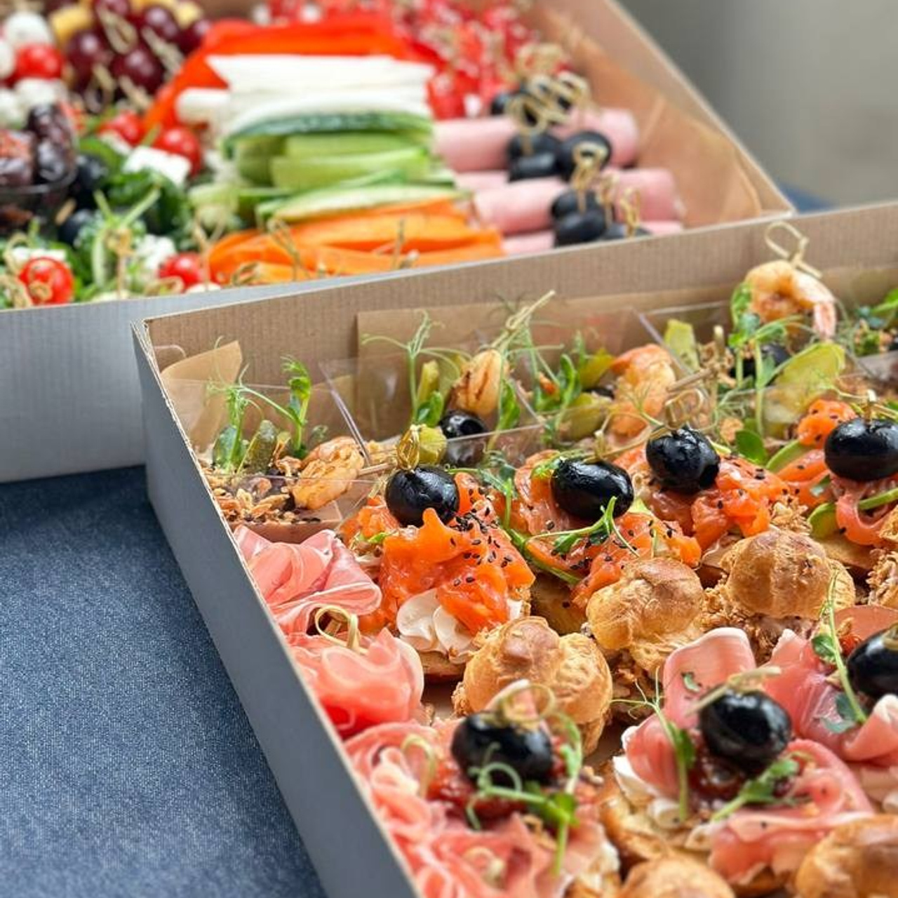 Ваши заказы. Выездной кейтеринг, съедобные букеты, торты и сладости на заказ