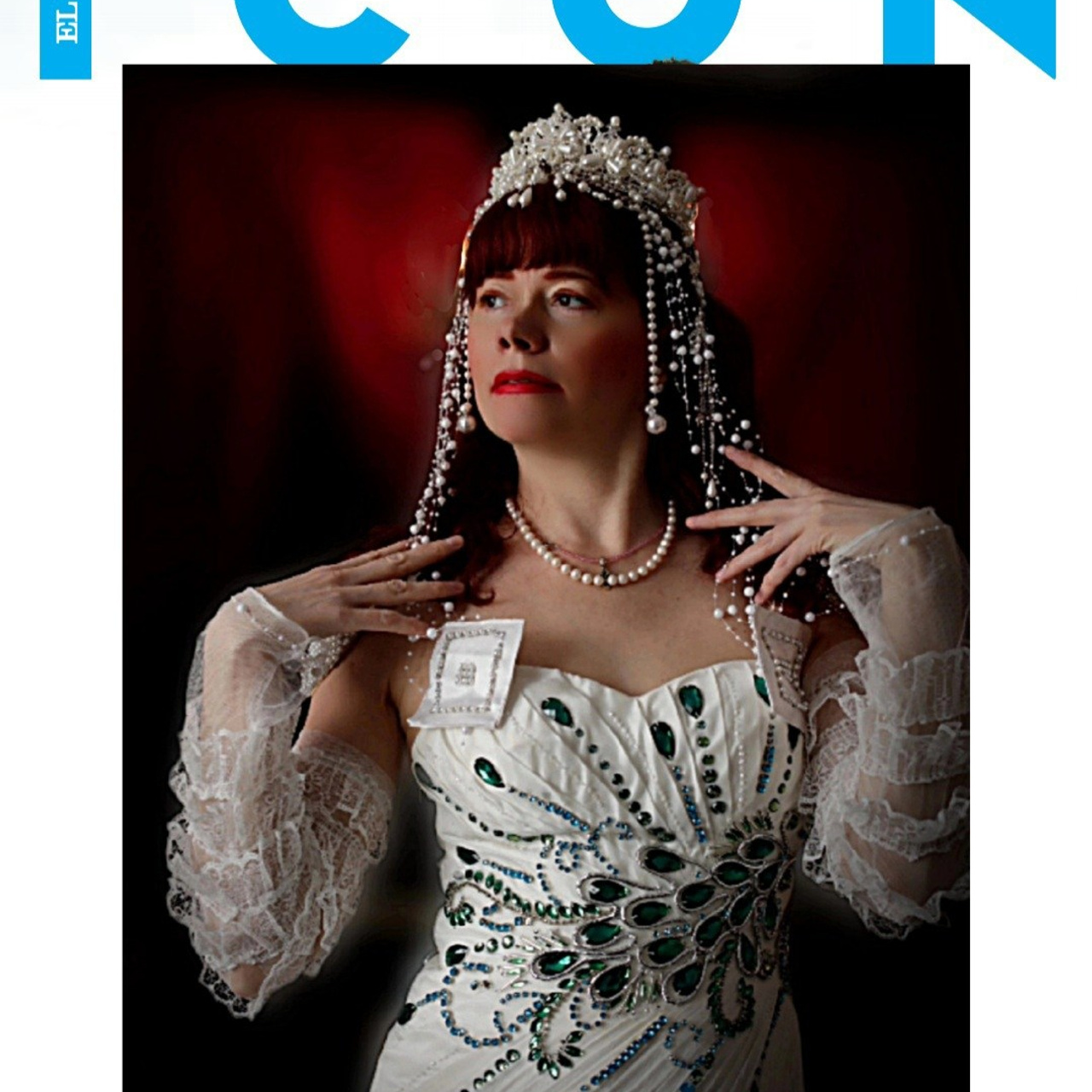 Модель magazine ICON, Spain.