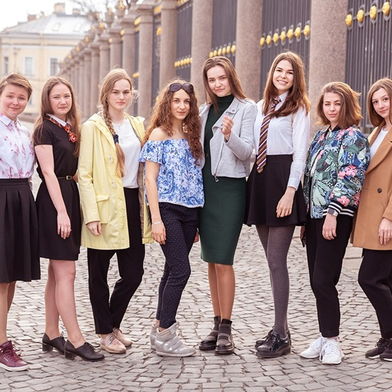 В школе. Выпускные альбомы СПБ. Фотограф в Садик и Школу
