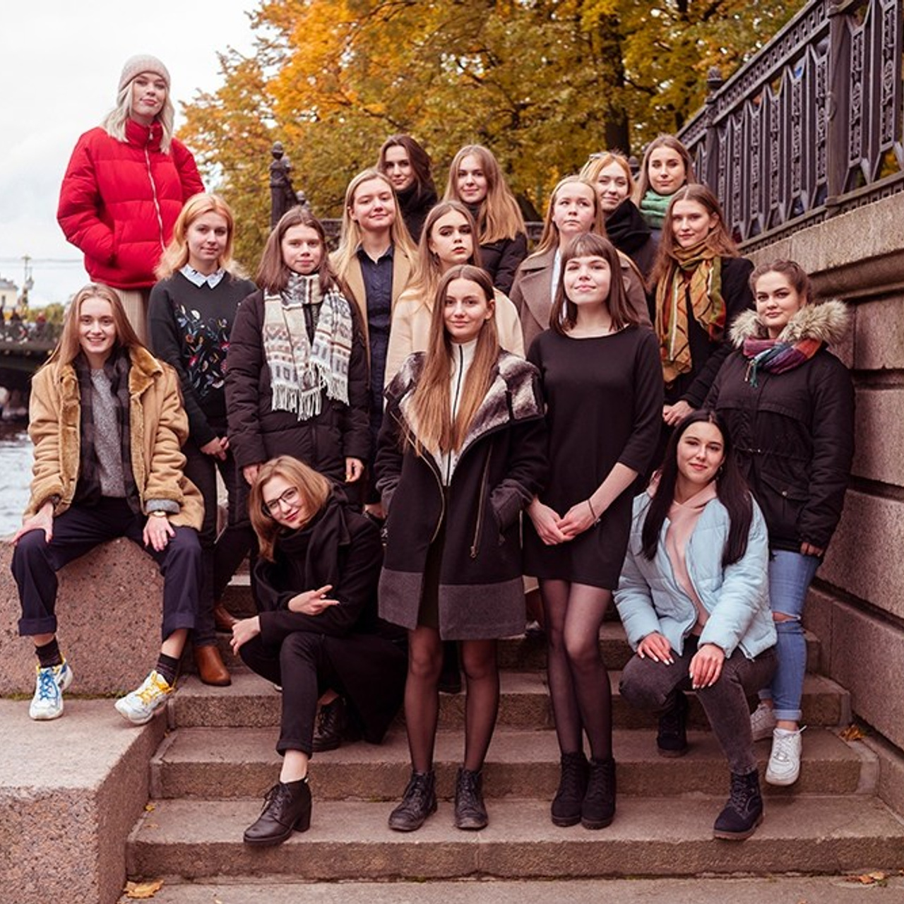 В школе. Выпускные альбомы СПБ. Фотограф в Садик и Школу
