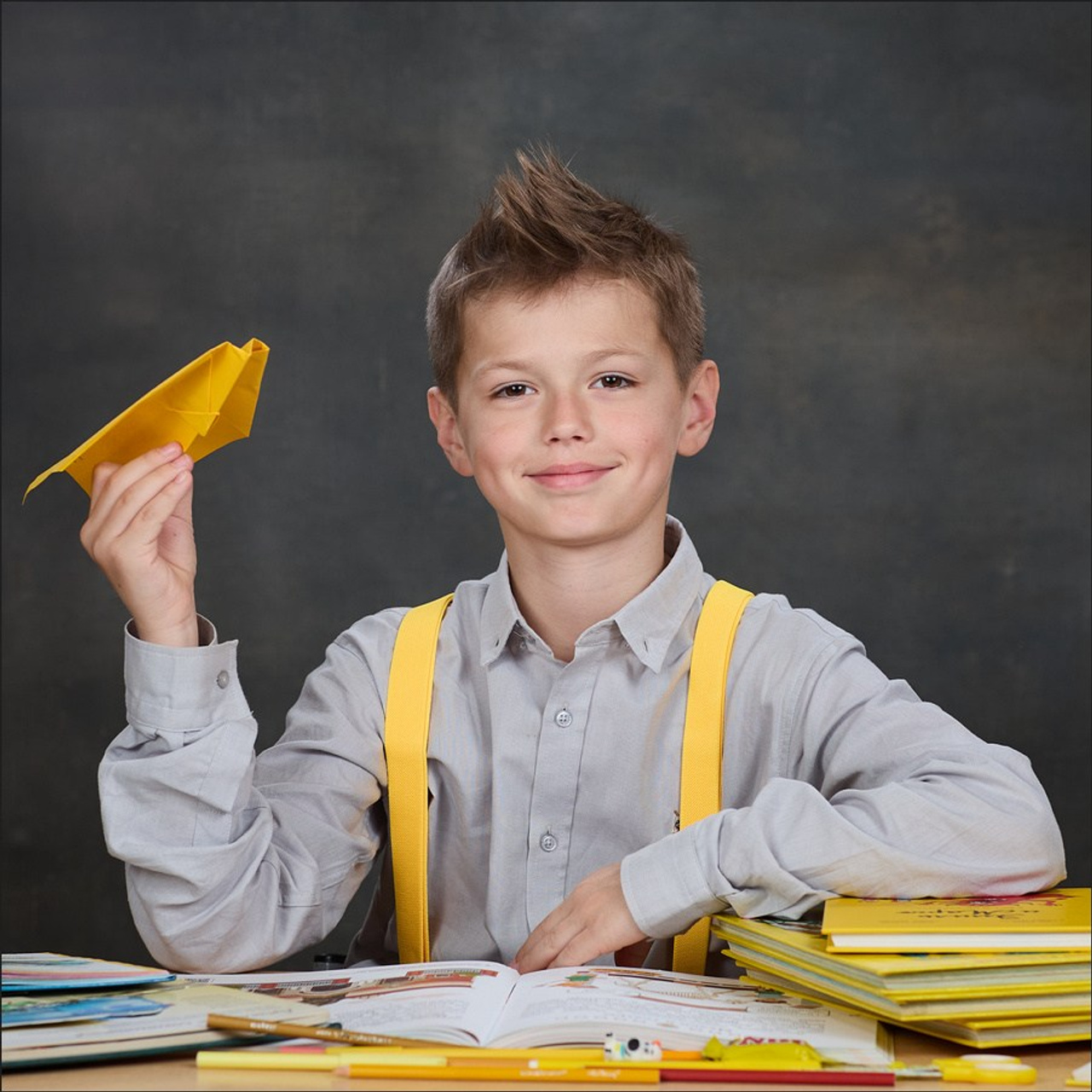 Школьные портреты и виньетка. Школьный фотограф Сергей Беликов