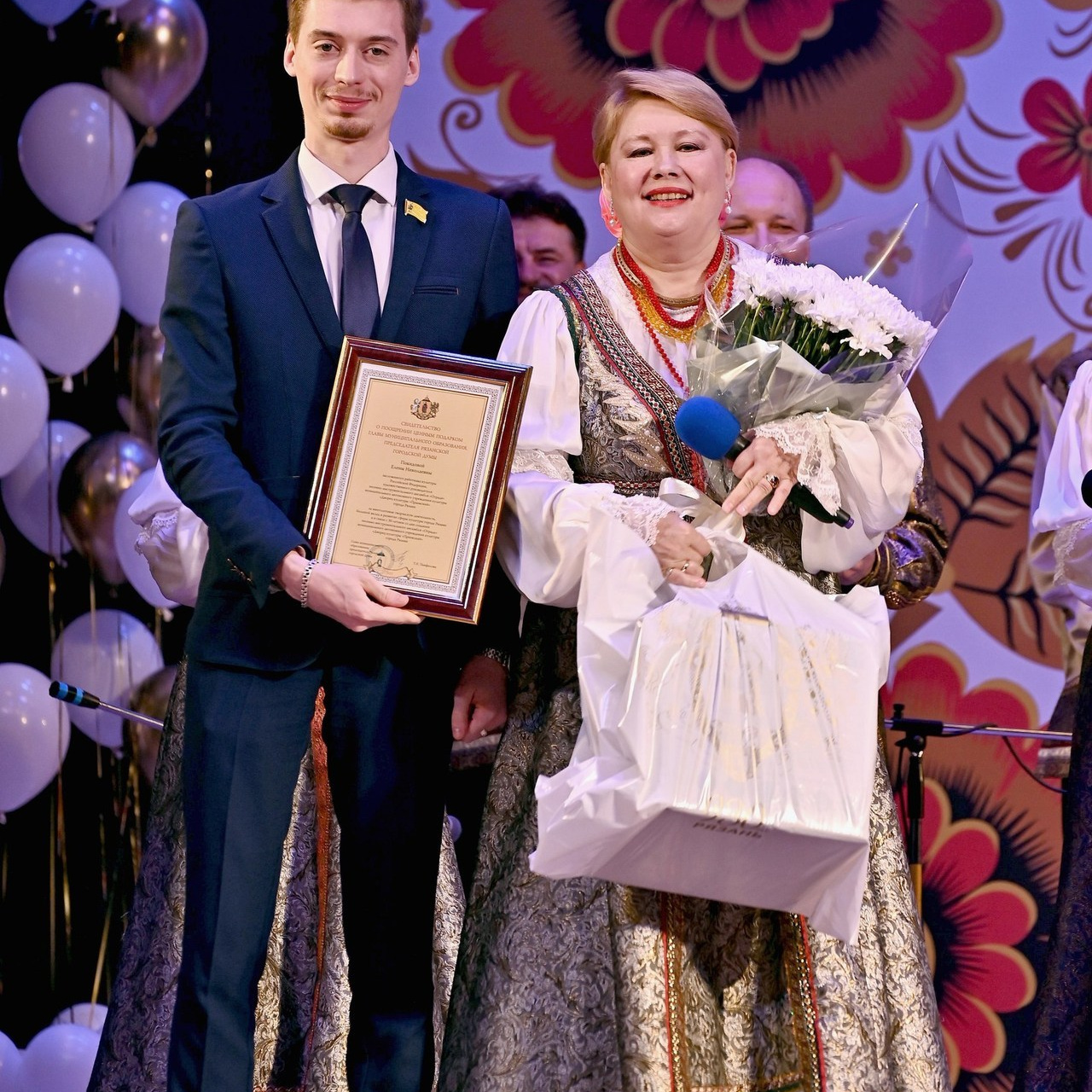 Фотосъёмка фестивалей и концертов. ФОТОГРАФ ВАШИХ МЕРОПРИЯТИЙ РЯЗАНЬ СЕРГЕЙ КЛЮЕВ Концертная фотография близка к репортажу и портретной съемке