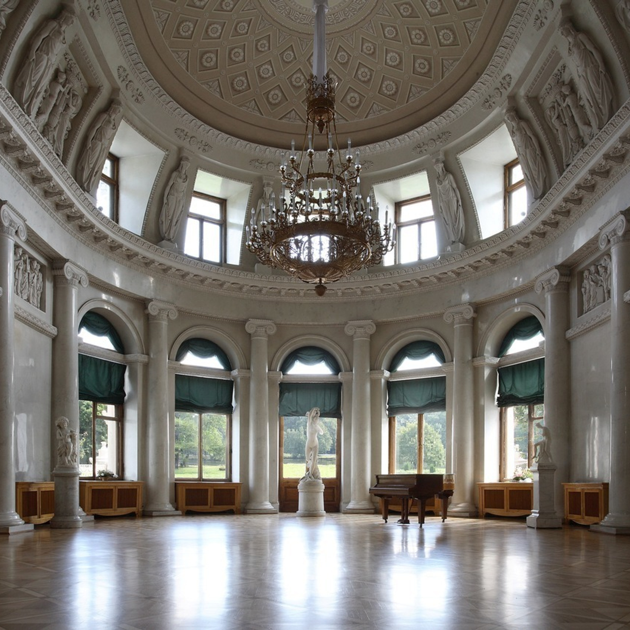 Дворцы Санкт-Петербурга доступные для свадебных фотосессий. Свадебный фотограф в Спб Сергей Баланян