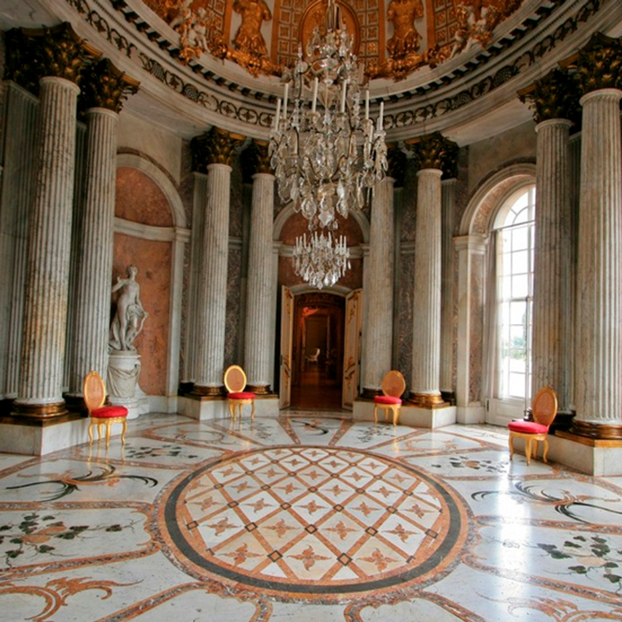 Дворцы Санкт-Петербурга доступные для свадебных фотосессий. Свадебный фотограф в Спб Сергей Баланян