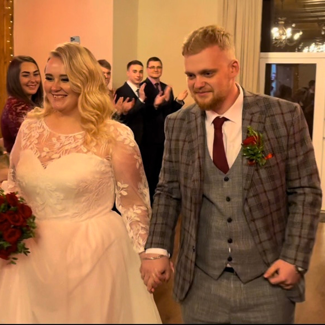 Отзывы о свадебных ведущих Спб. Ведущая СПБ Надежда Кожина