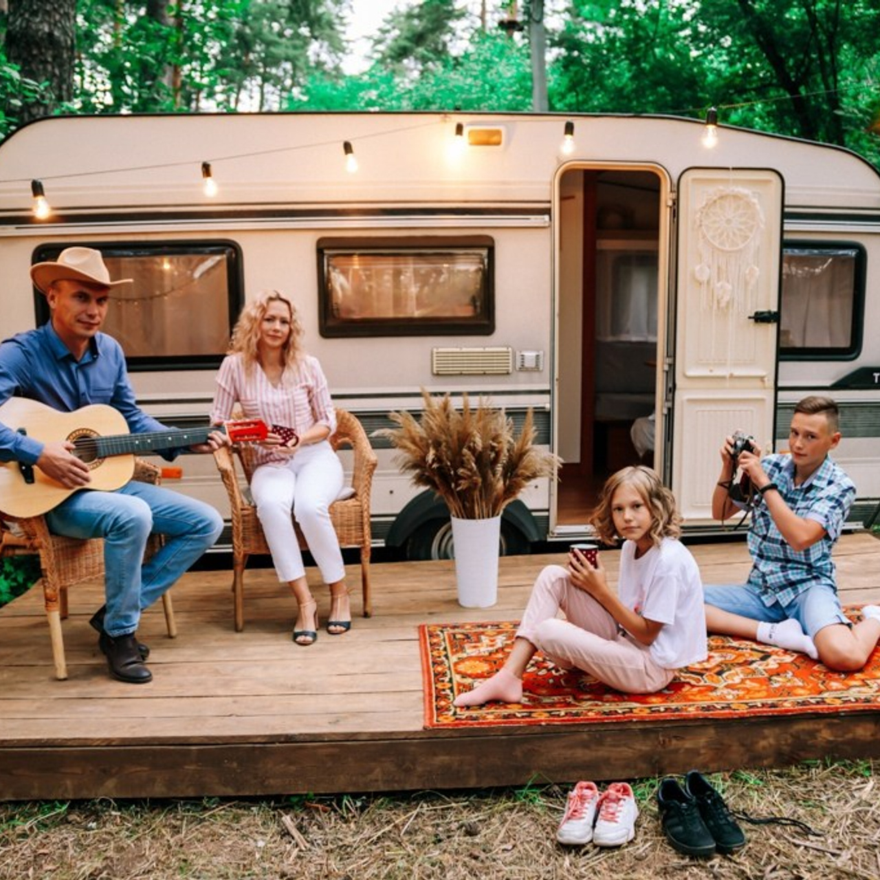 Семейная фотосессия в доме на колесах в Ижевском лесу. Дима Никитин свадебный и семейный фотограф в Ижевске и Удмуртии с 2007 года