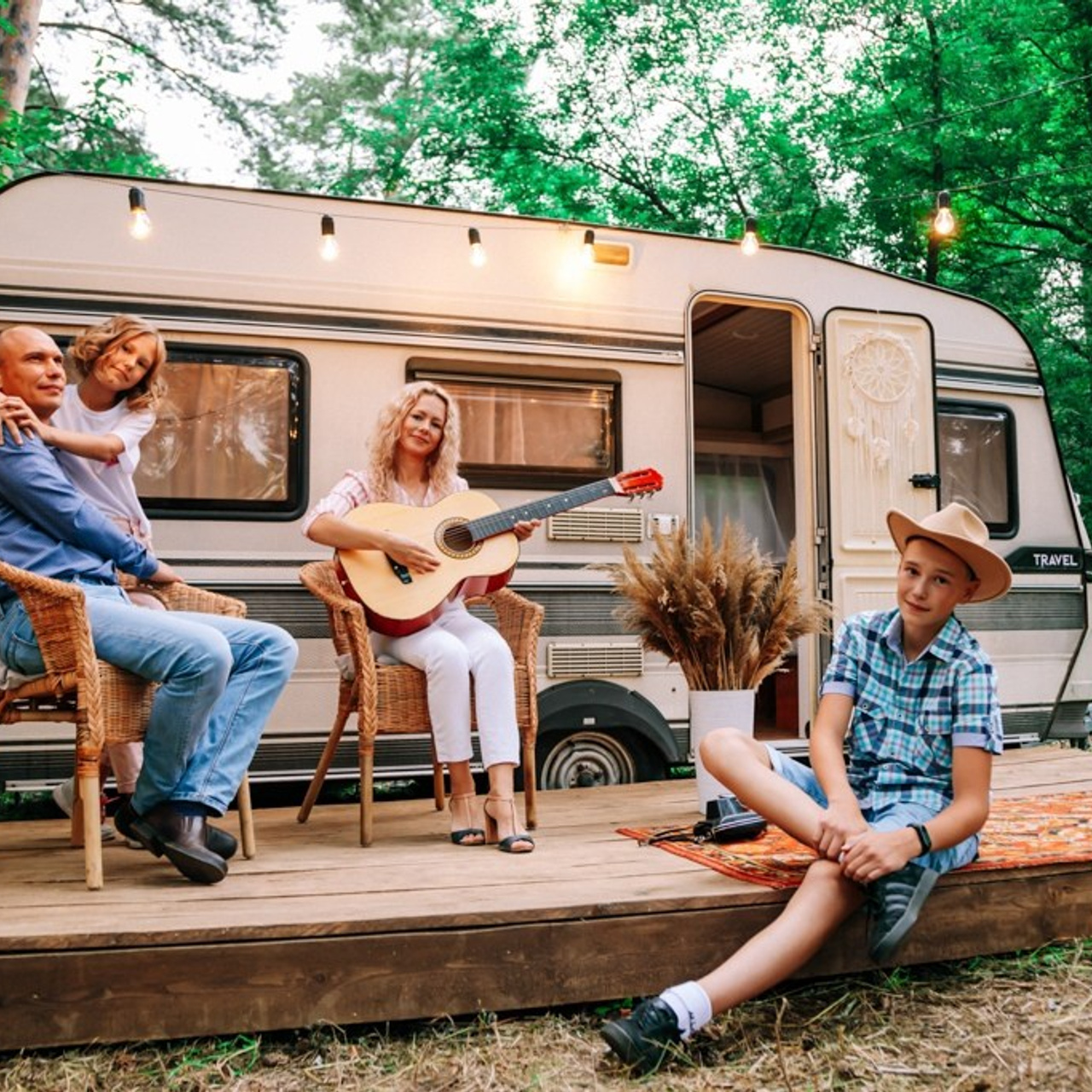 Семейная фотосессия в доме на колесах в Ижевском лесу. Дима Никитин свадебный и семейный фотограф в Ижевске и Удмуртии с 2007 года