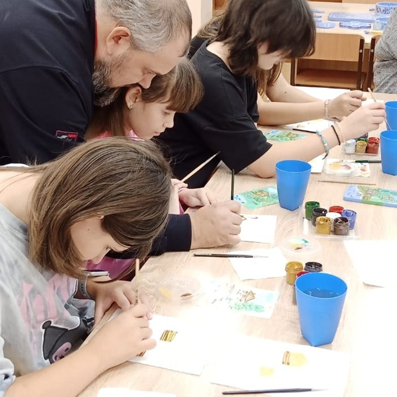 Дом детского творчества им. В. Дубинина. Сувениры и подарки с Ордынской росписью | Новосибирск