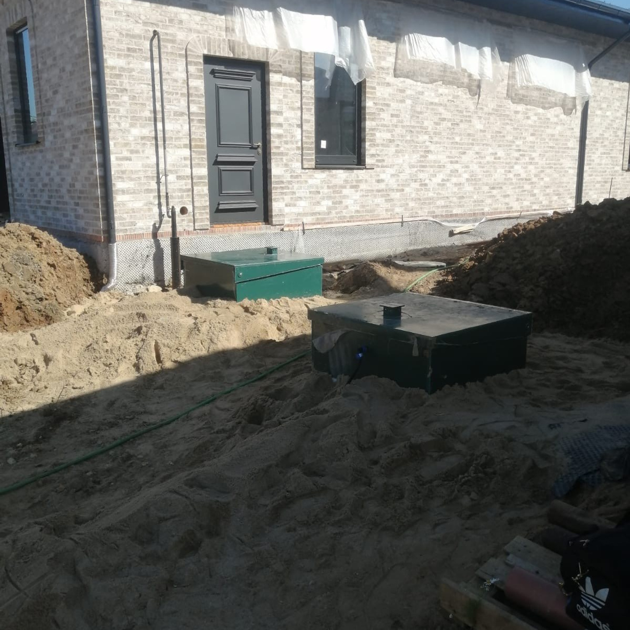 Септик и канализация для частного дома и дачи в Подольске — заказать услугу