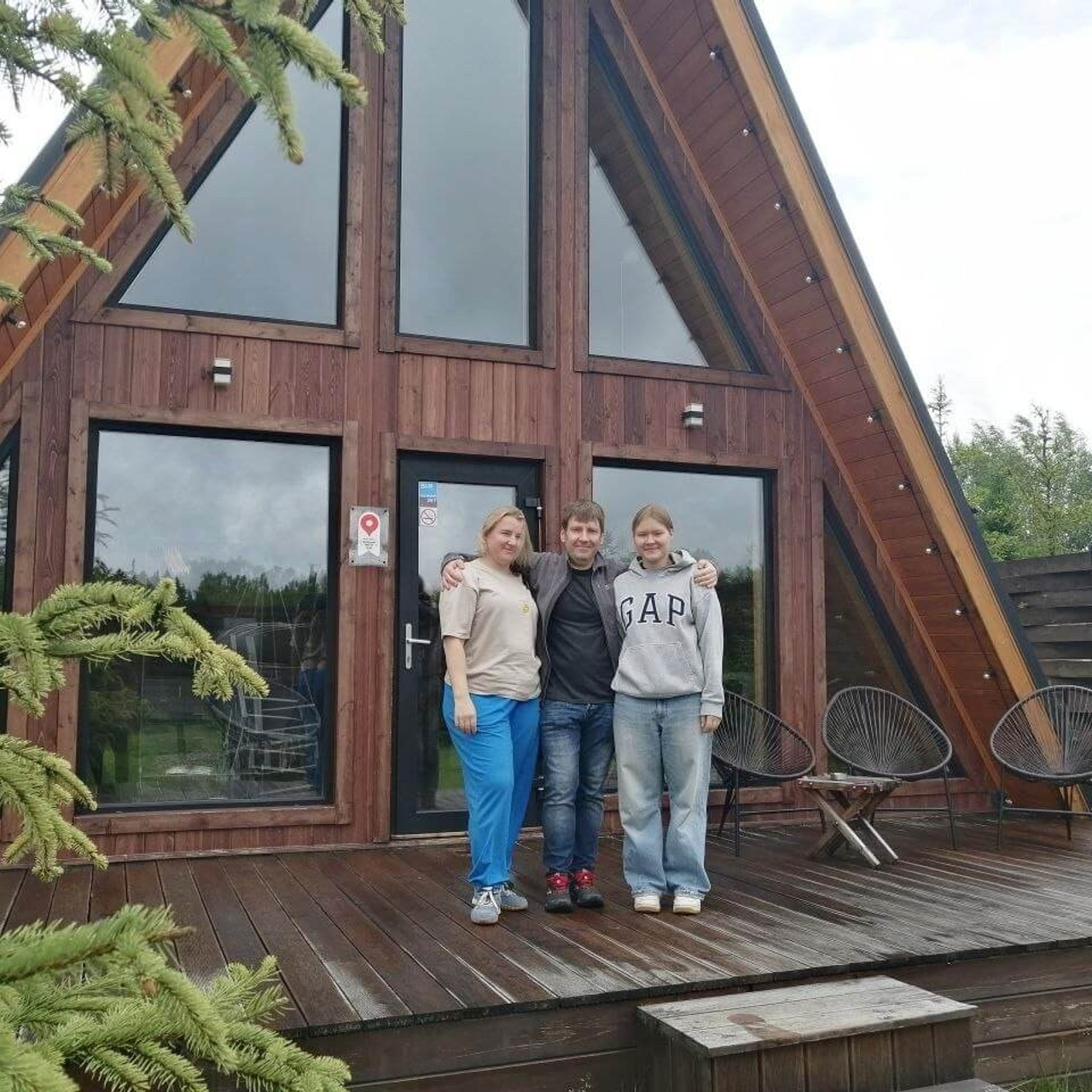 Треугольный коттедж на 6 человек с чаном и баней — Афрейм в подмосковье в аренду