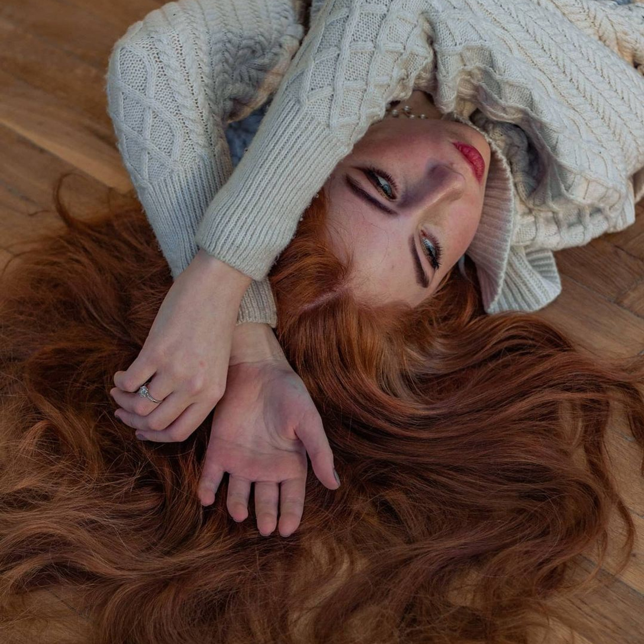 Портретная фотосессия в студии. Рената Ри контент-мейкер Москва