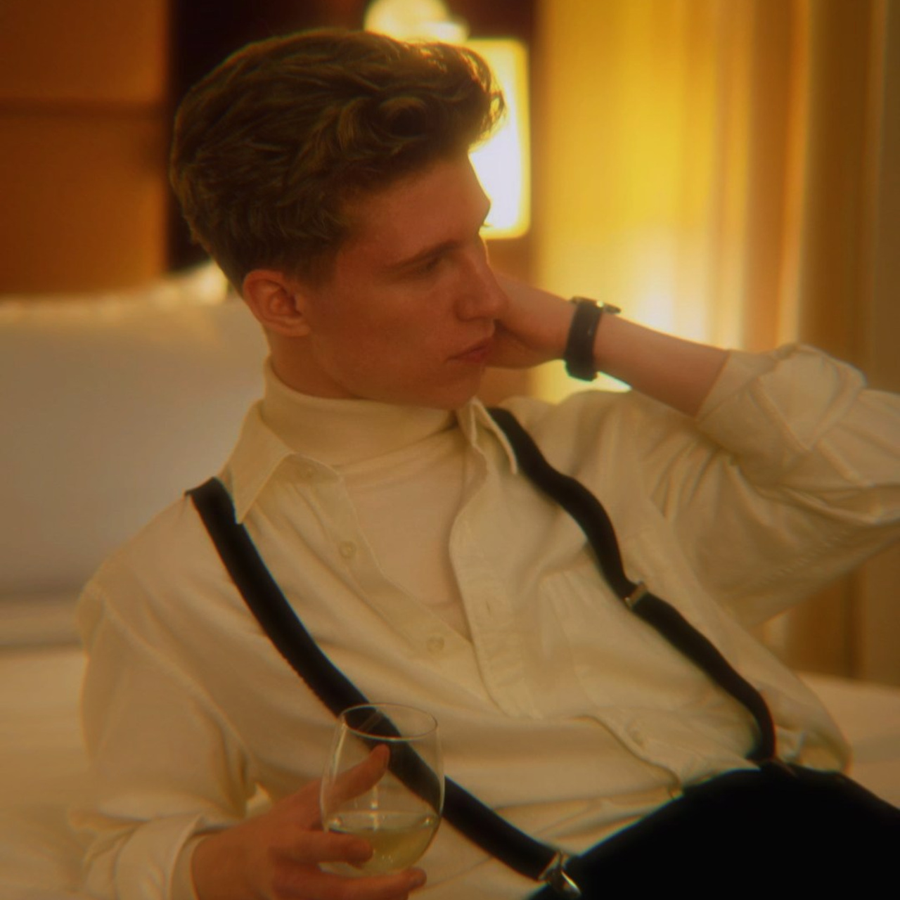 Портретная фотосессия в студии. Рената Ри контент-мейкер Москва