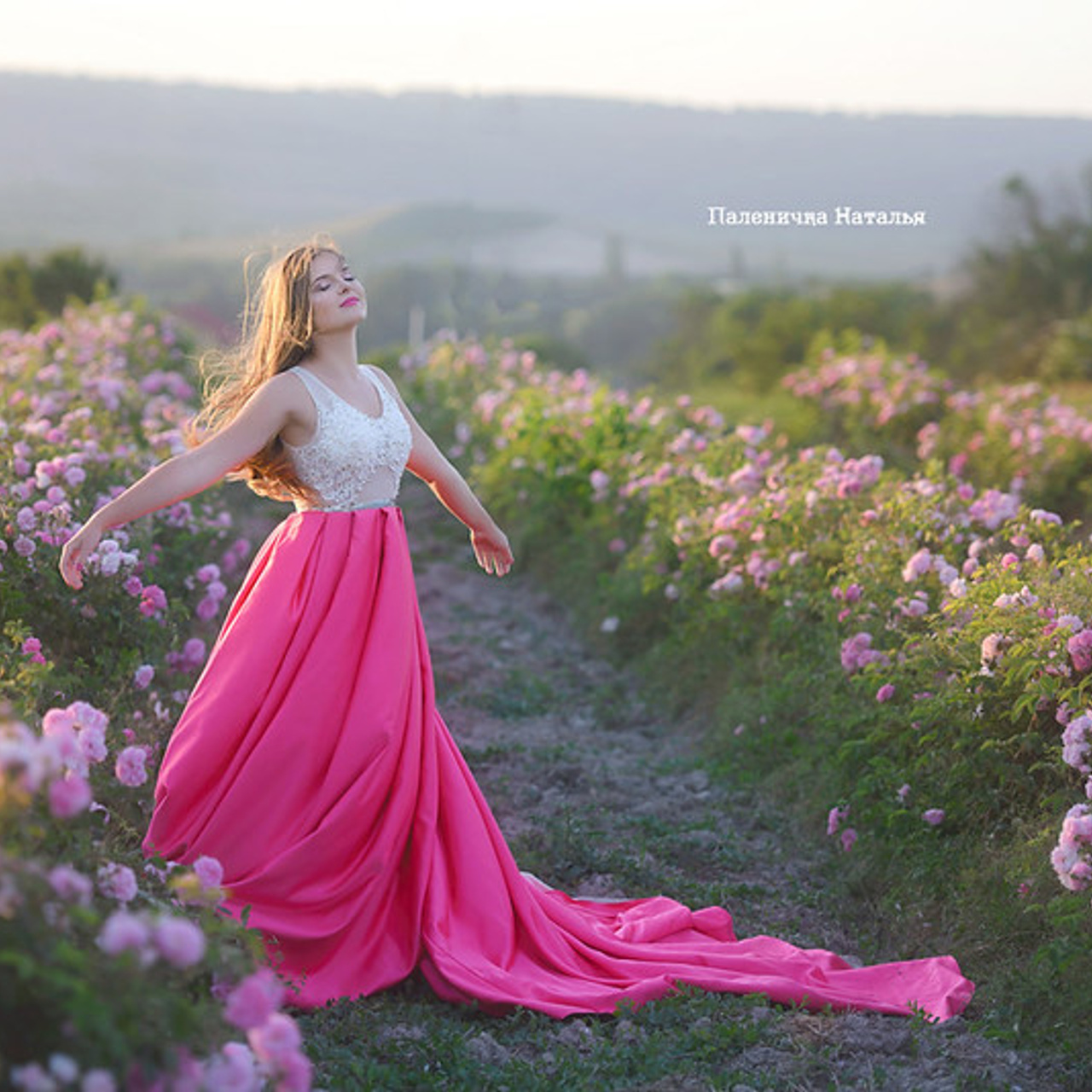  Фотосессия в цветущих полях. 