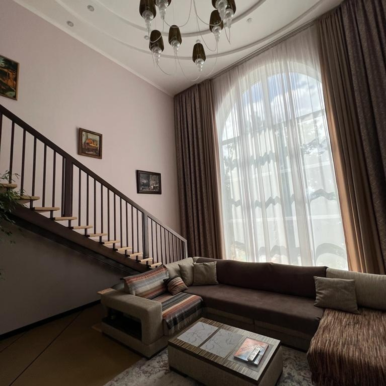 Недвижимость. Eewa.ru