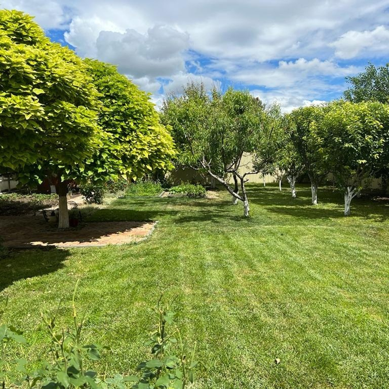 Недвижимость. Eewa.ru