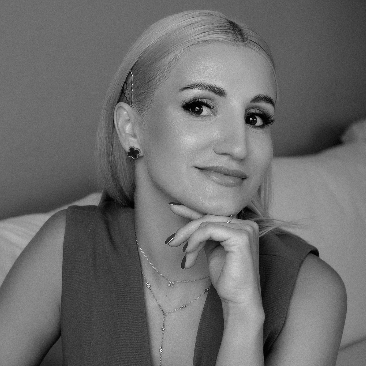 REVIEWS. Photographer Elizaveta Samokrutova