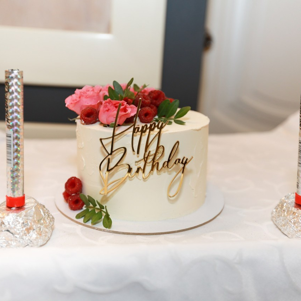 Отзывы. Выпускные альбомы в Липецке. medlori fotobook фотосессии, свадьбы, юбилеи, крестины. Medlori fotobook Выпускные альбомы в Липецке Лариса Медведева