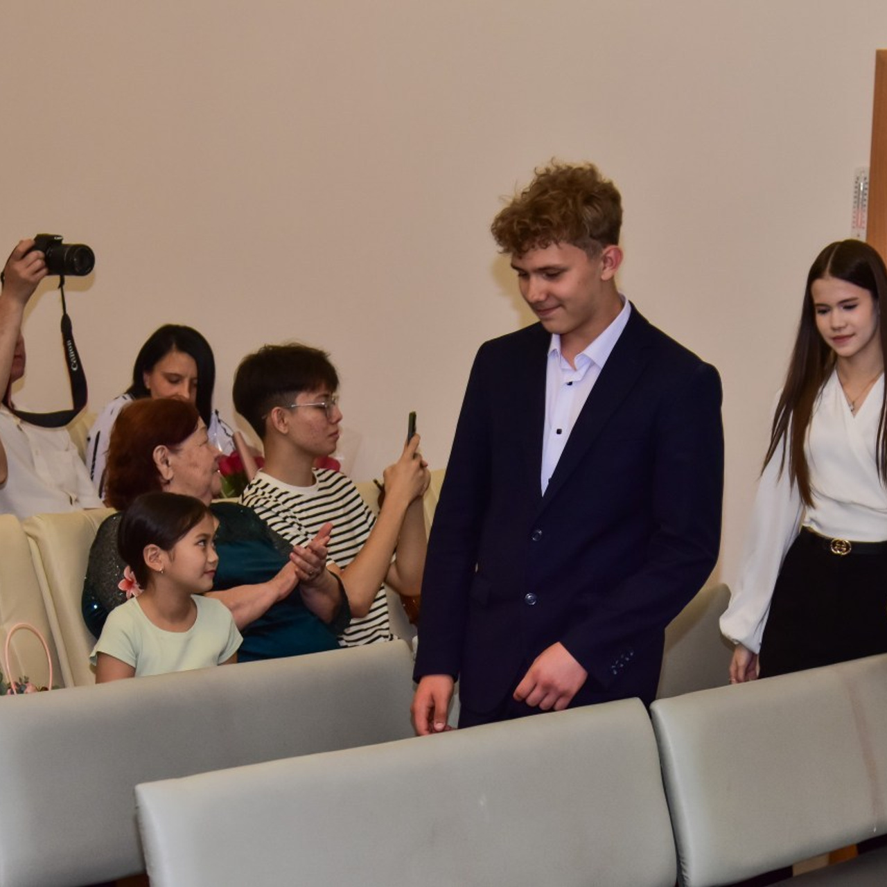 Отзывы о фотографе Рабиге Сейткеновой. Детский и школьный фотограф в Костанае Рабига Сейткенова