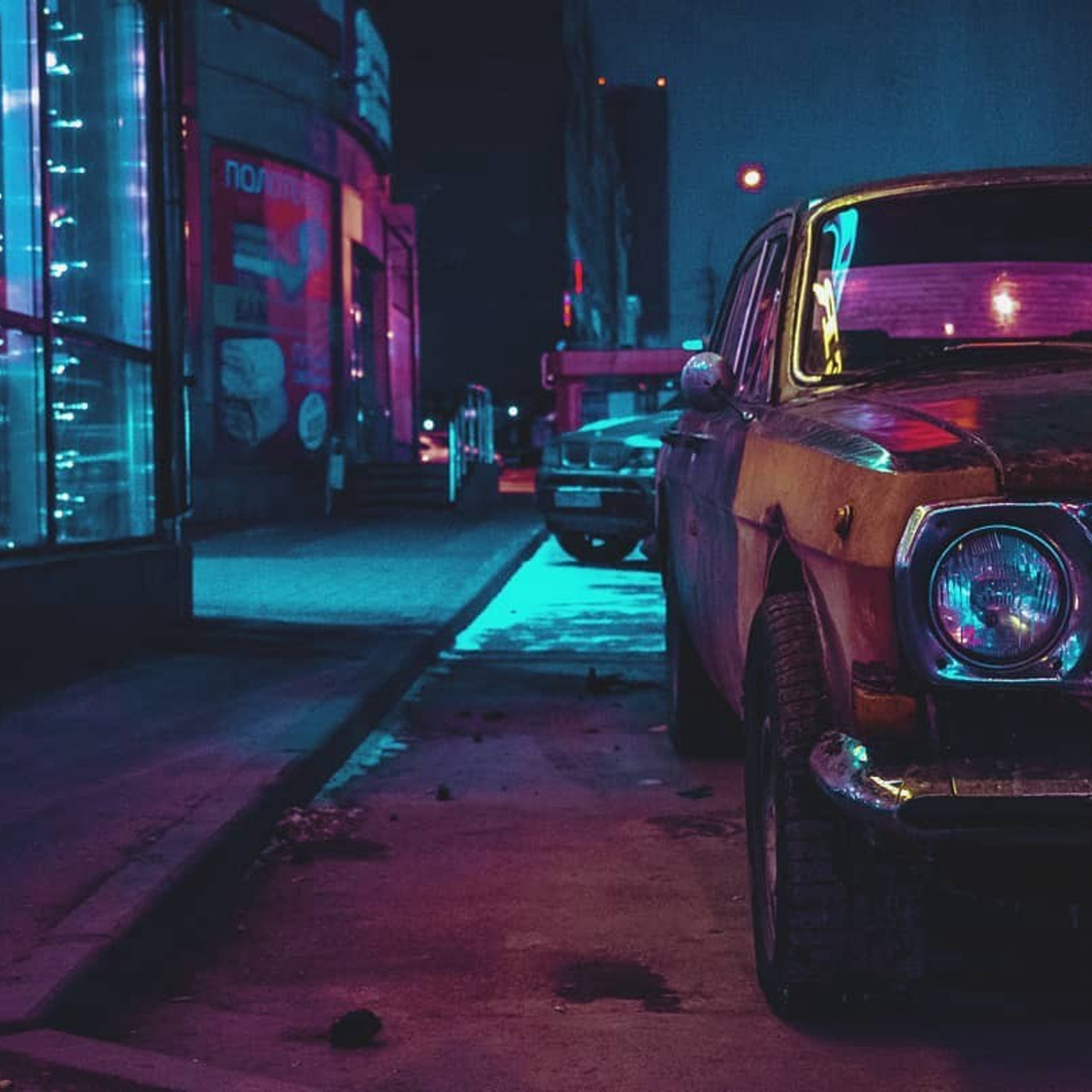 Фотосессия Волга 1974 V8 × Новосибирск