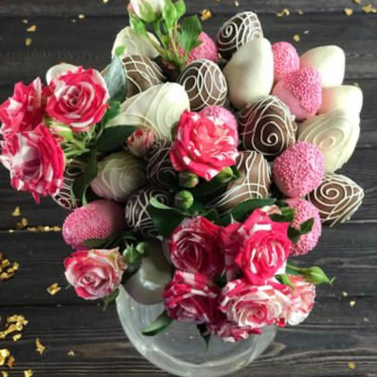 Букет из клубники в шоколаде "Смелые мечты". Клубника в шоколаде в Сургуте