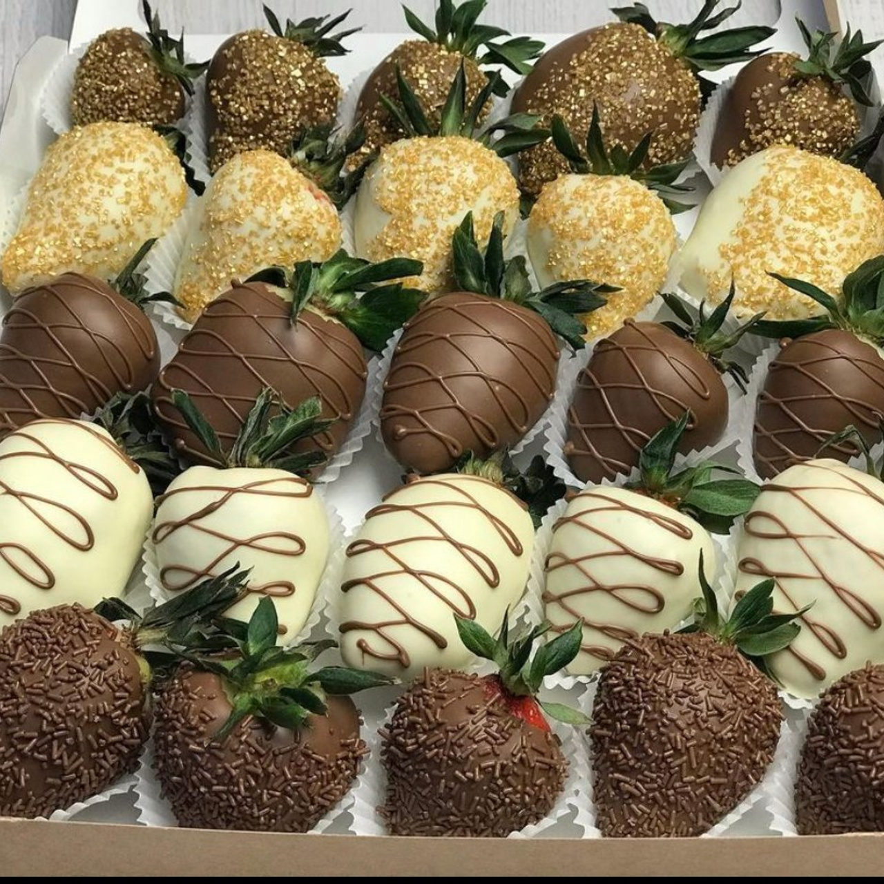 Набор Клубника в шоколаде "Золотой блеск". Клубника в шоколаде в Сургуте