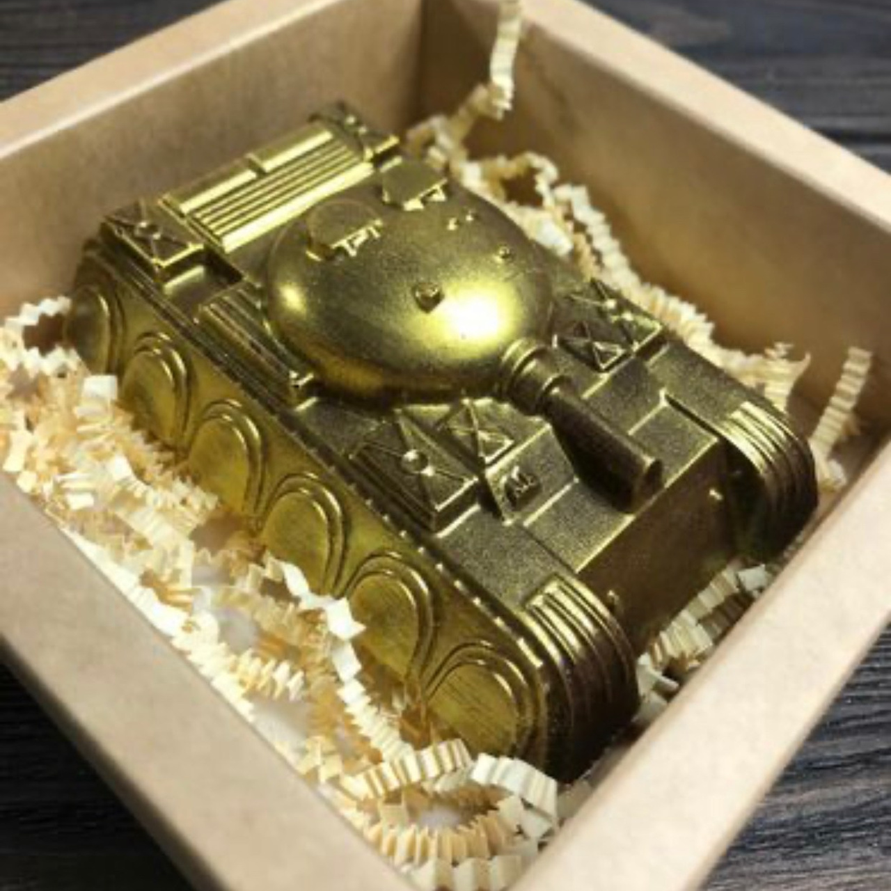 Шоколадный набор "Танк маленький". Клубника в шоколаде в Сургуте