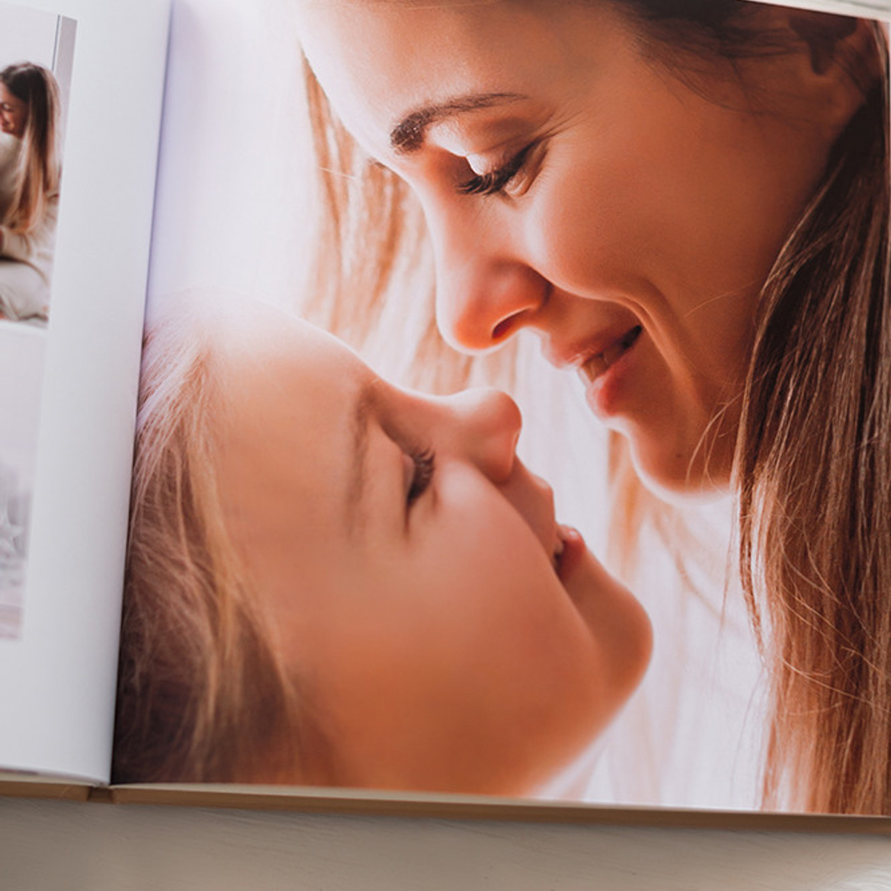 Тонкие страницы. Свадебный фотограф Алёна Замотаева